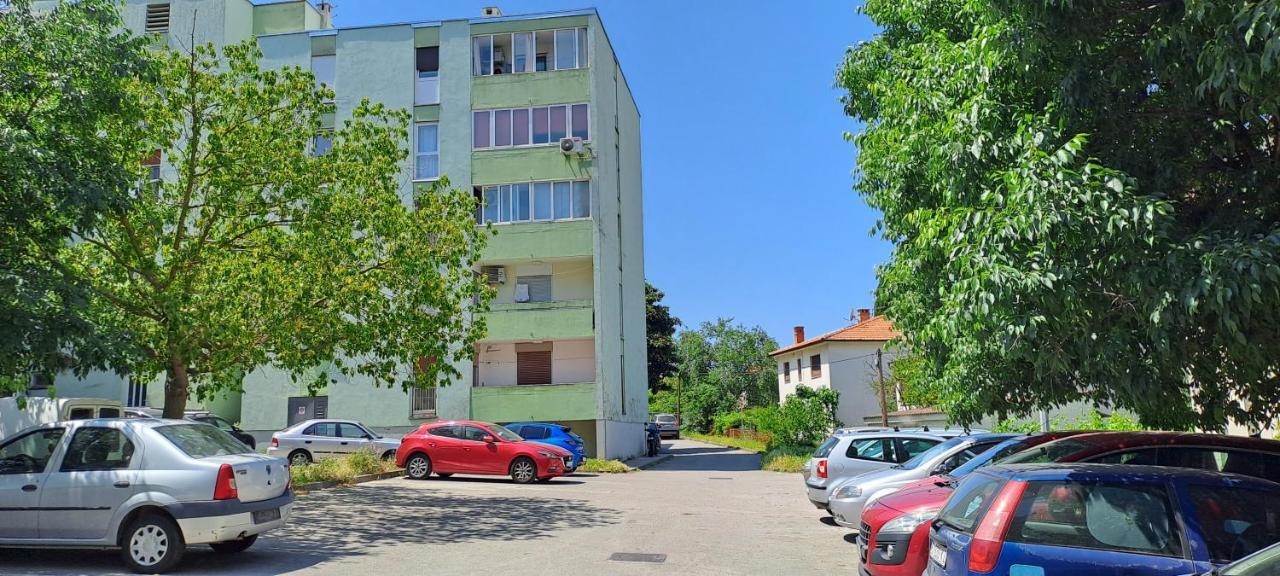 Greenline Pula Apartment Esterno foto